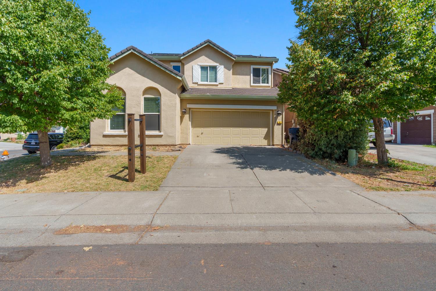 5 Tanzanite Court — photo