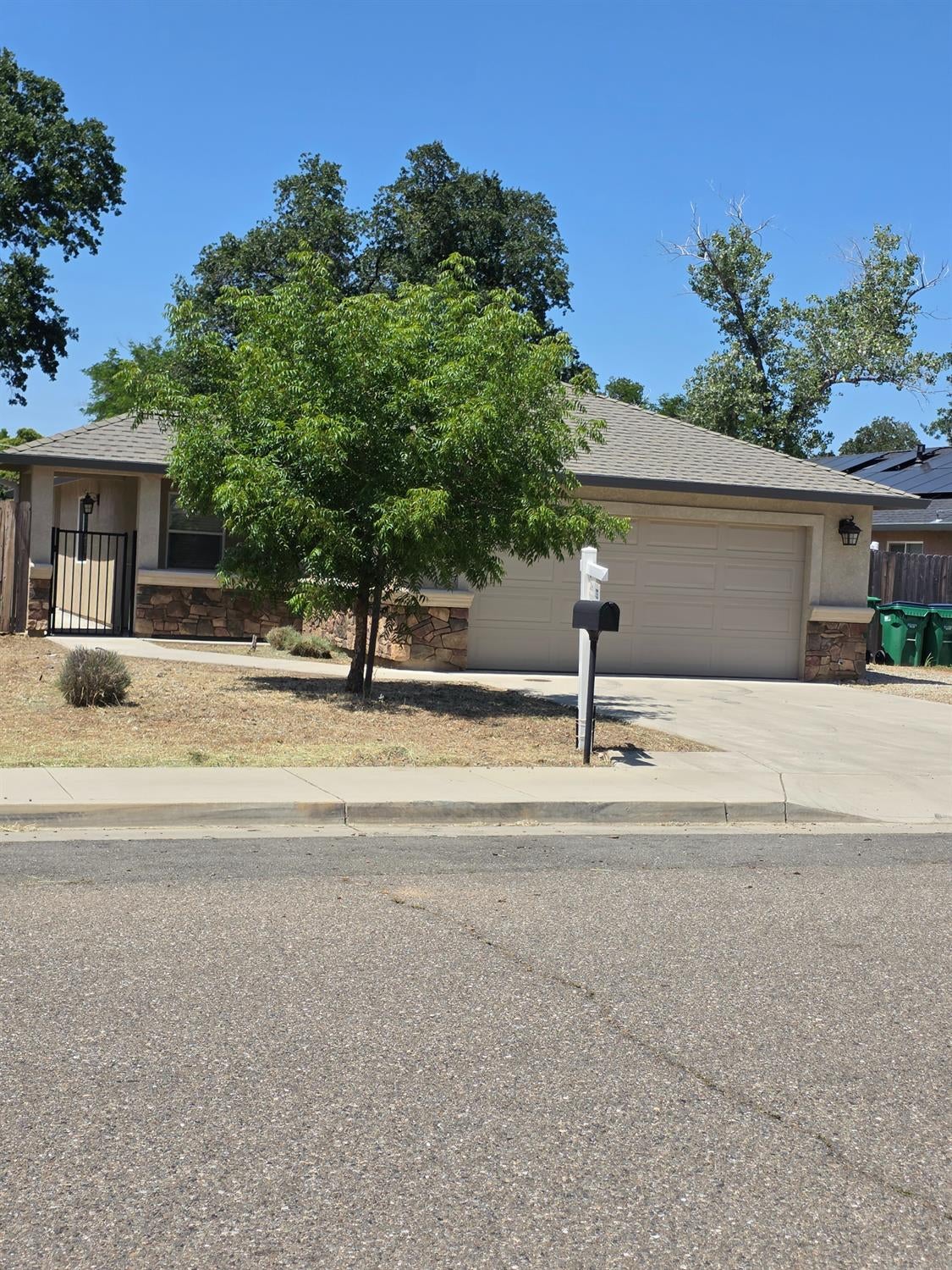 1730 School Street — photo
