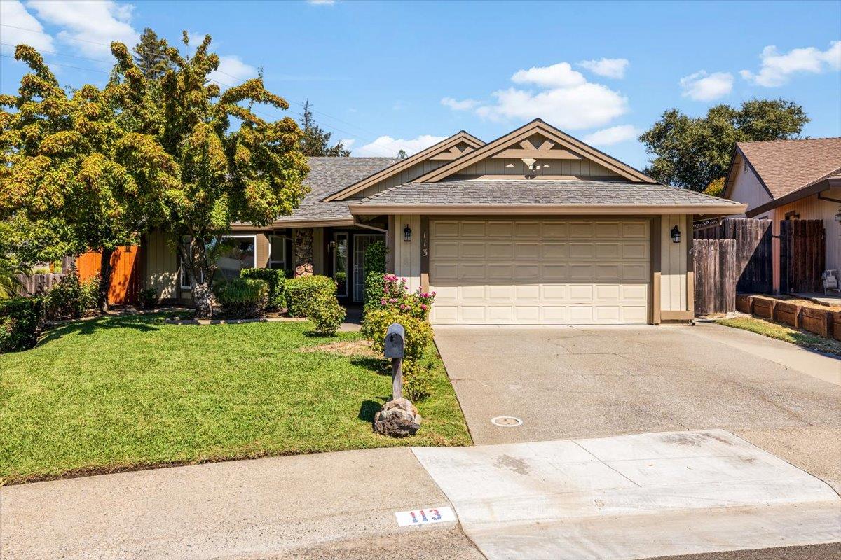 113 Duncan Way — photo