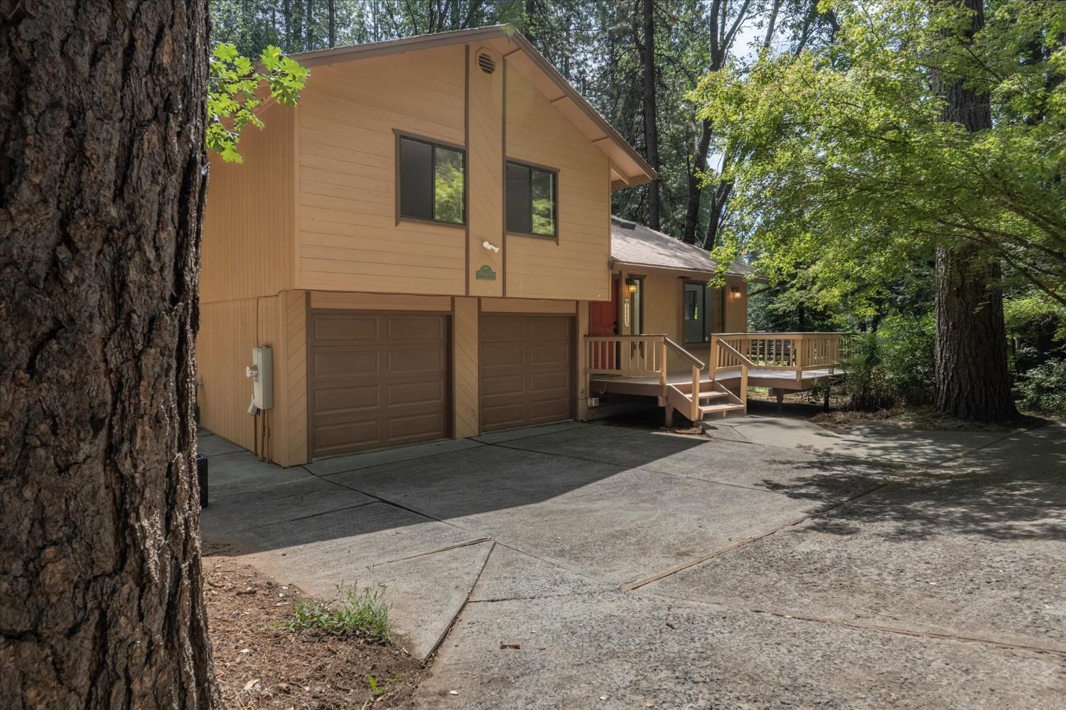 3995 Lakemont Drive — photo