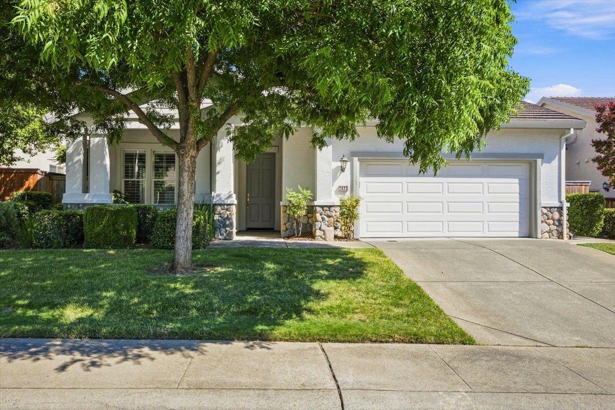 2823 Springfield Drive — photo