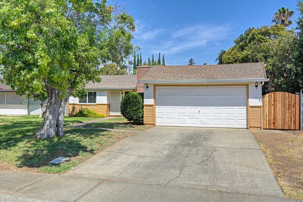 10499 Spaulding Way — photo