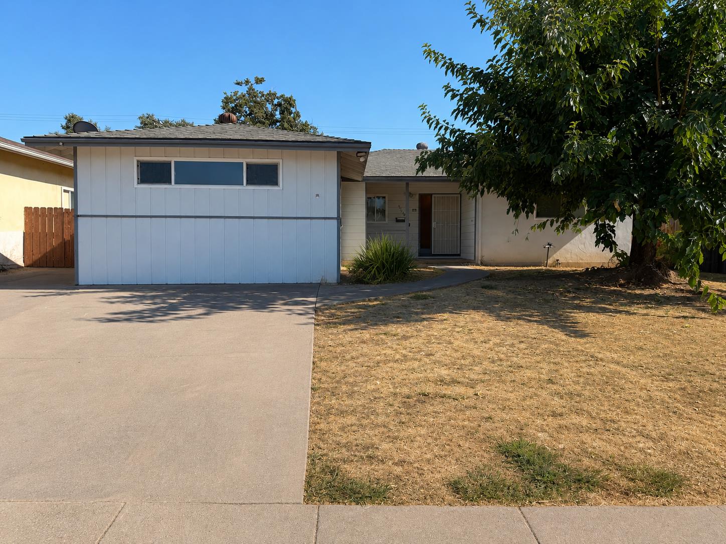 5208 N Cherokee Way — photo