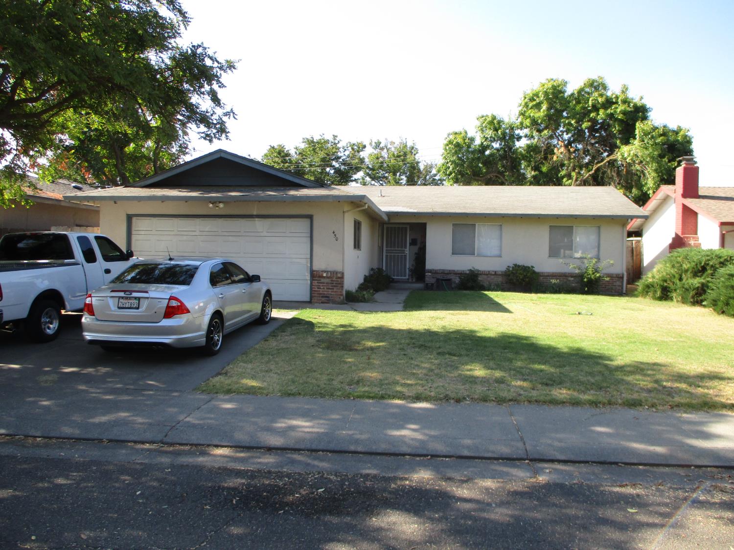 450 Esperanza — photo