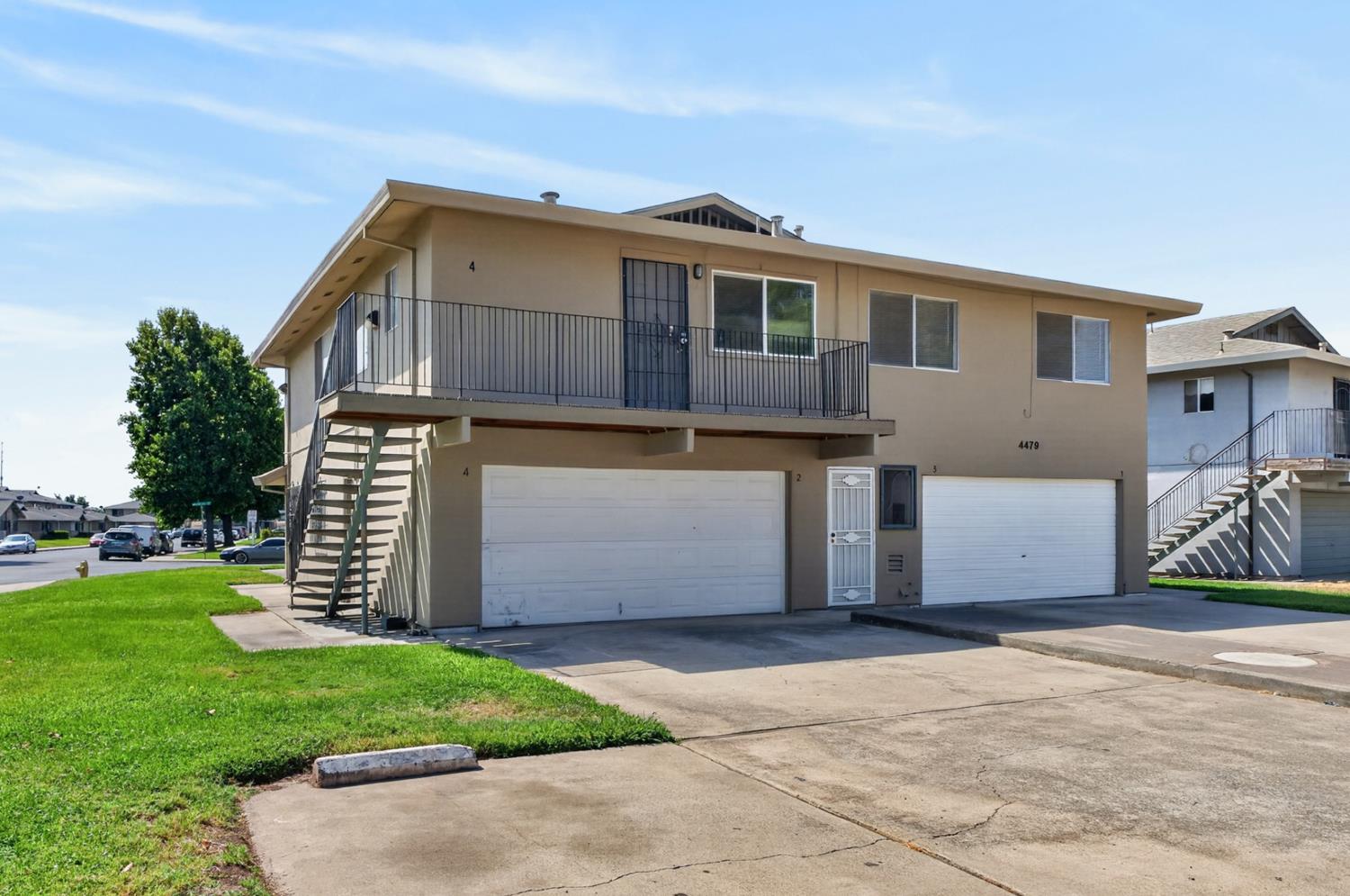 4479 La Cresta Way 4 — photo