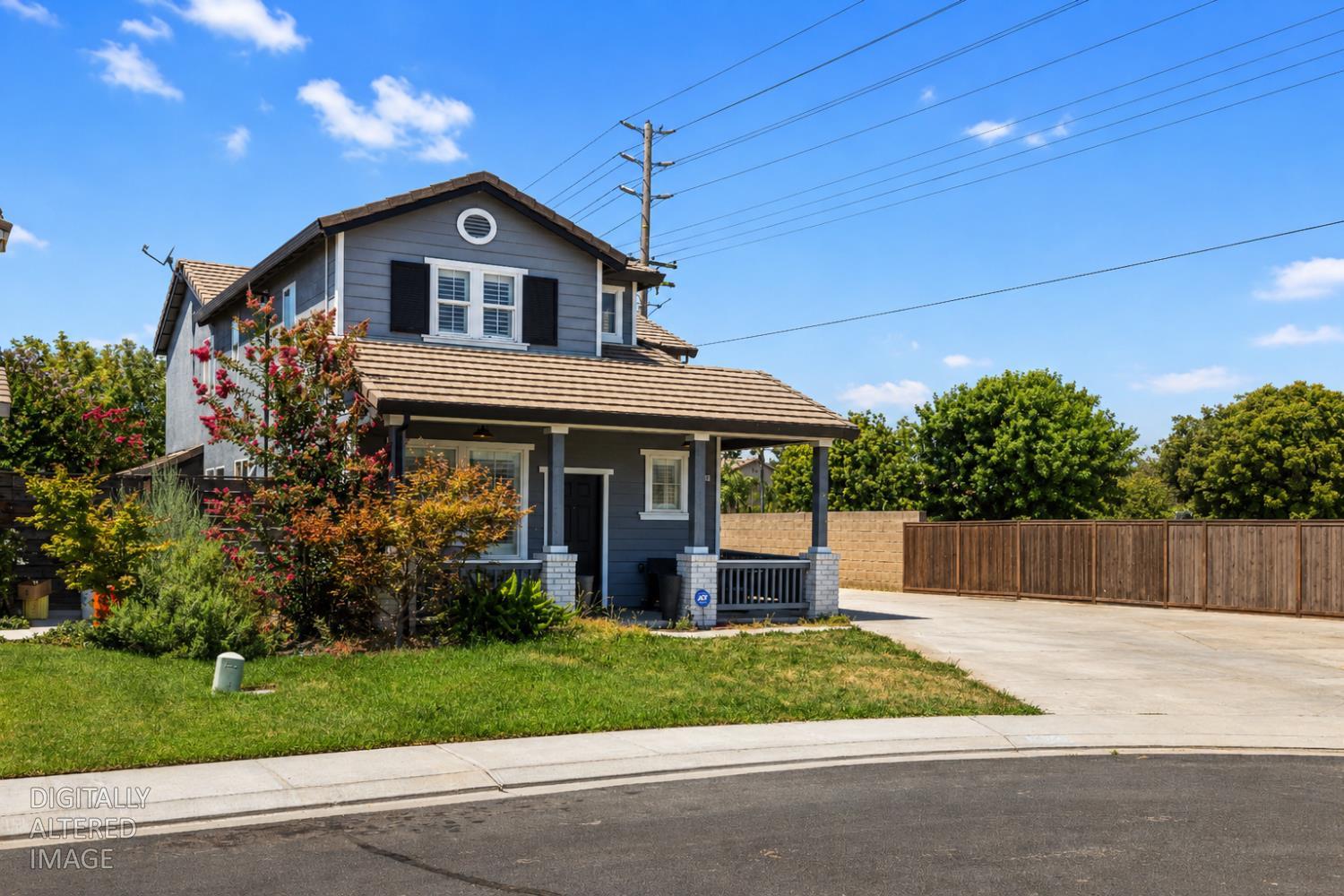 5323 St Elmo Court — photo