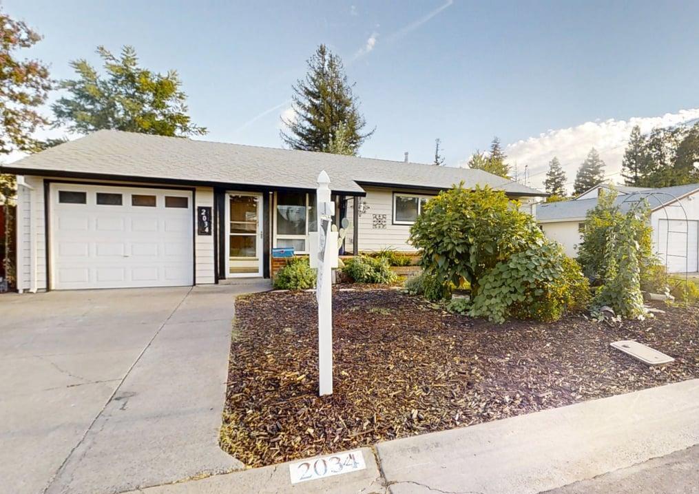 2034 Edwin Way — photo