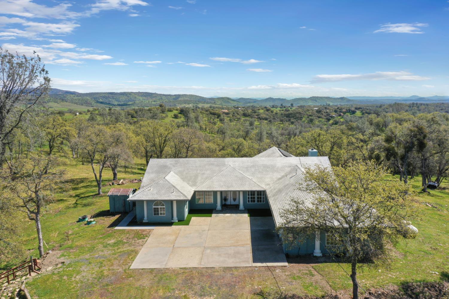 4896 Chuckwagon Drive — photo