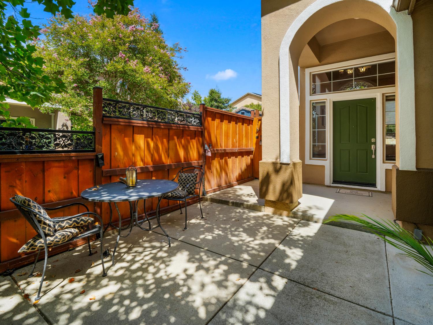 1374 Bayberry Court — photo