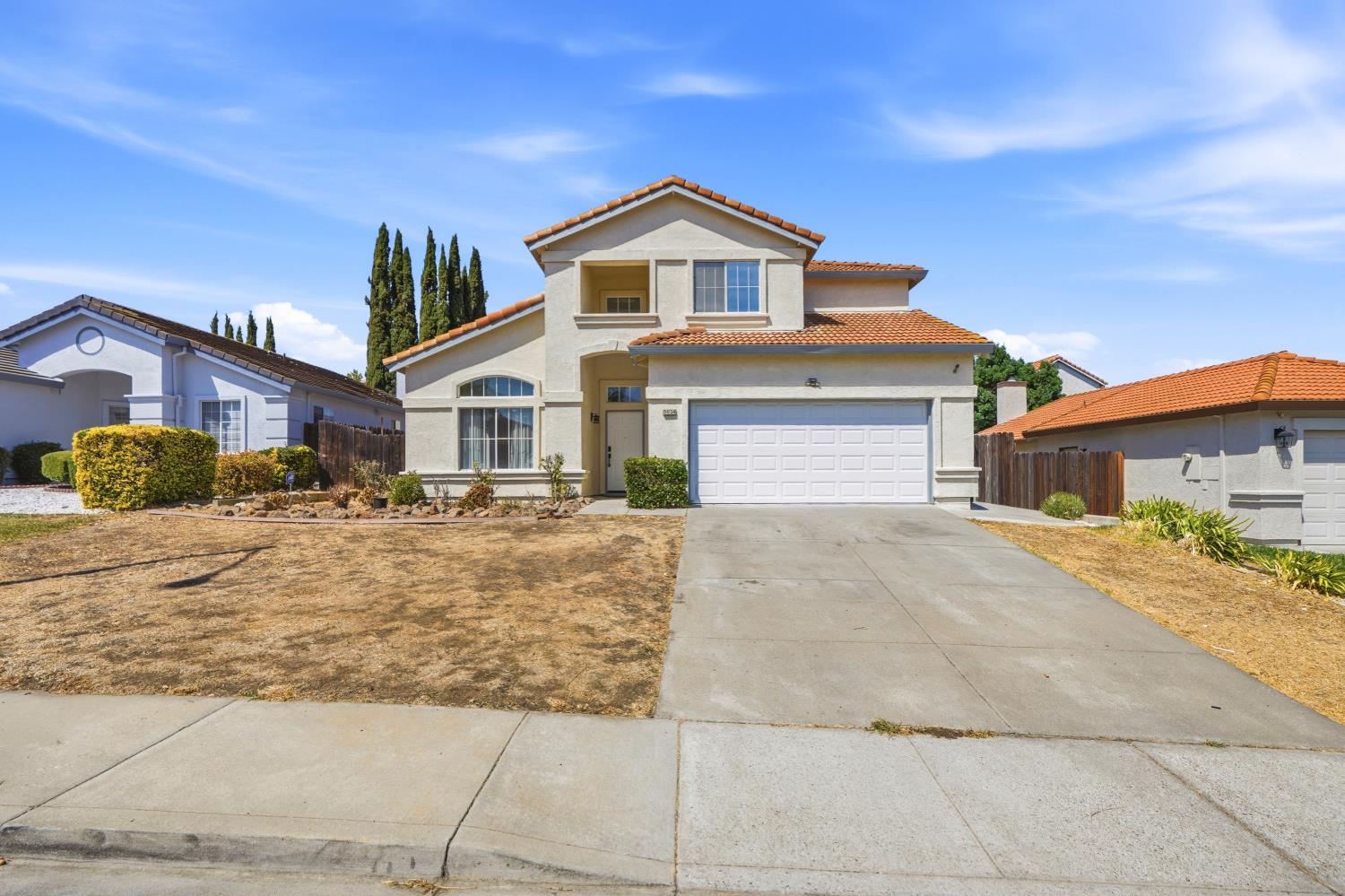 5034 Comanche Way — photo