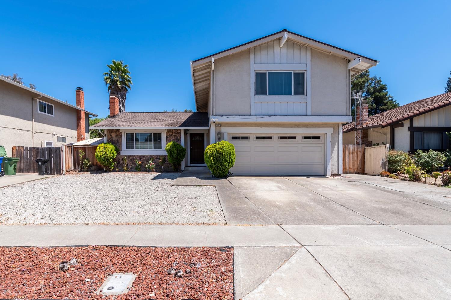 38520 Burdette Street — photo