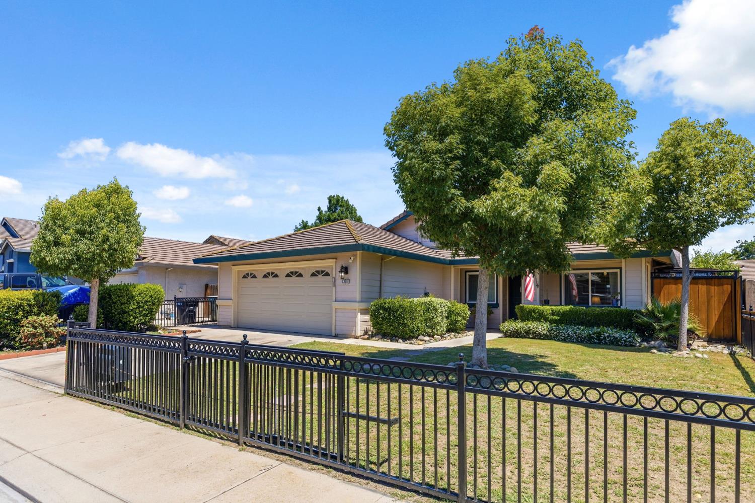 4308 San Martin Drive — photo