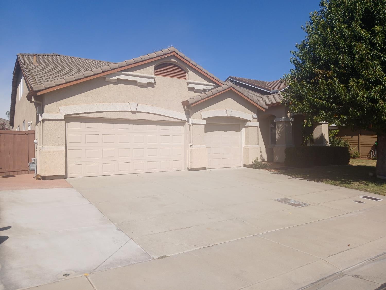 4923 Tiller Court — photo