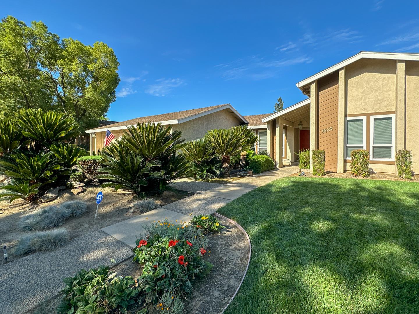 3925 Crocus Drive, Modesto, CA 95356 — photo 2
