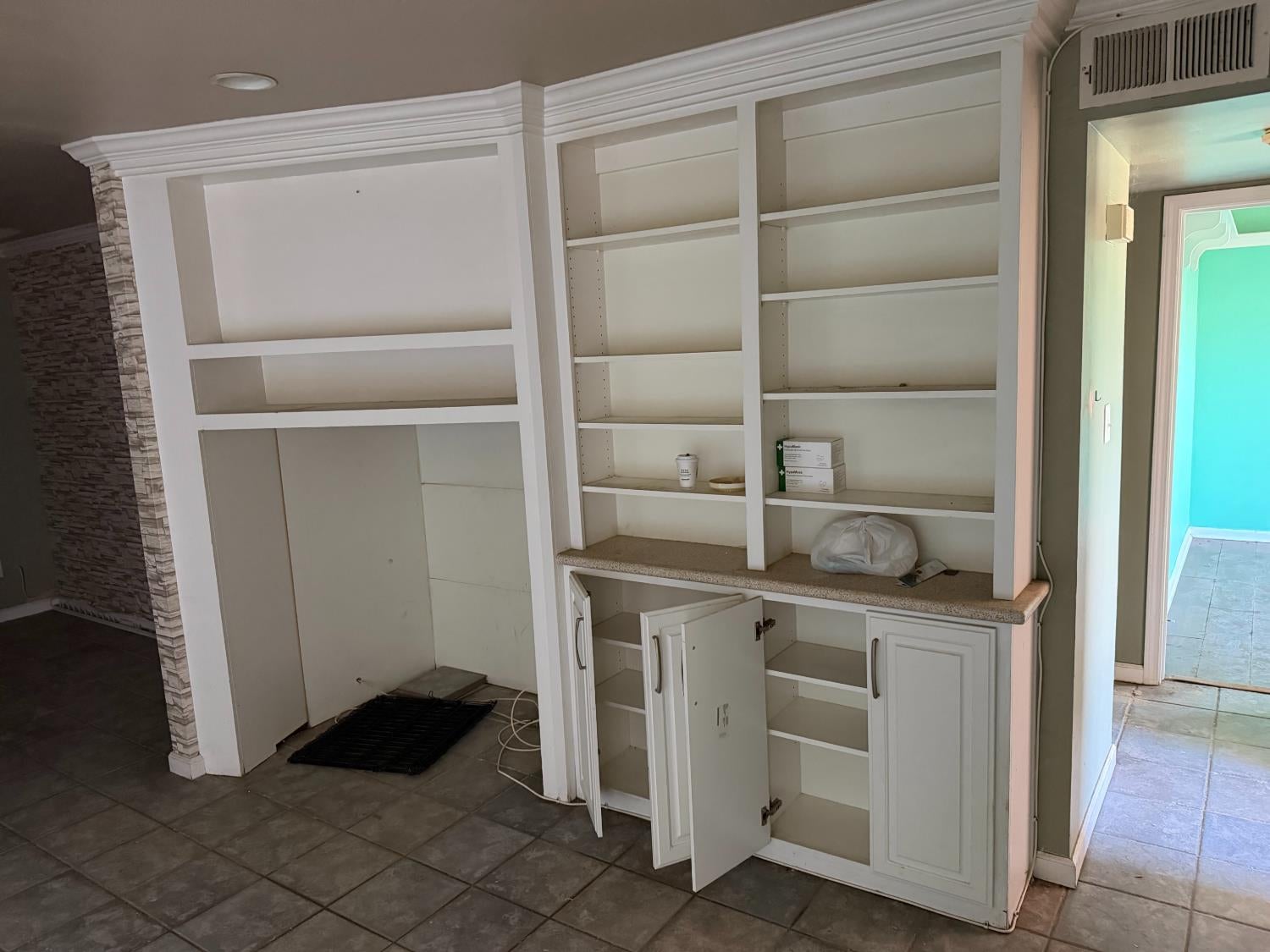 1326 Oak Terrace Court 15 — photo