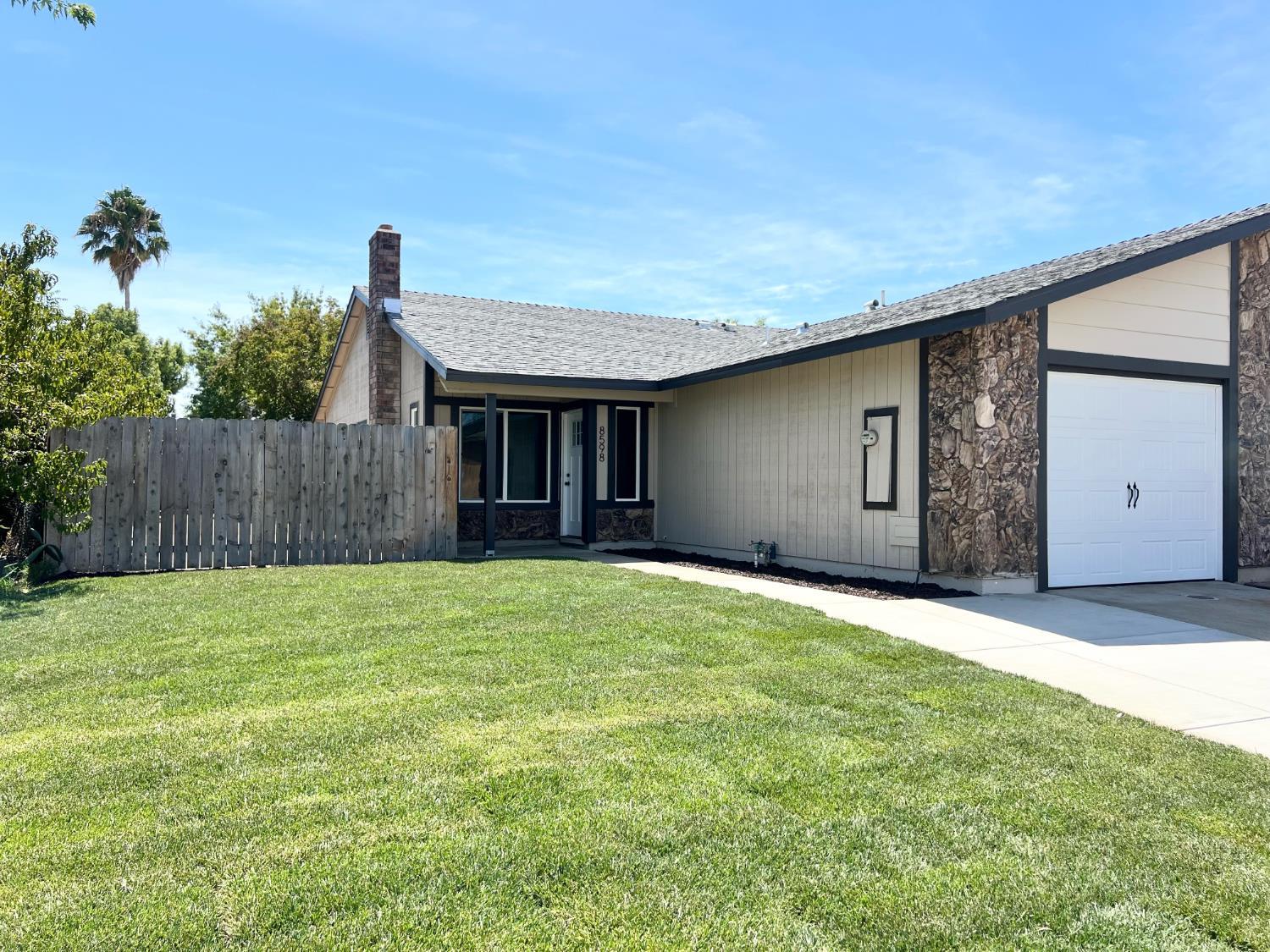 8598 Danridge Drive — photo