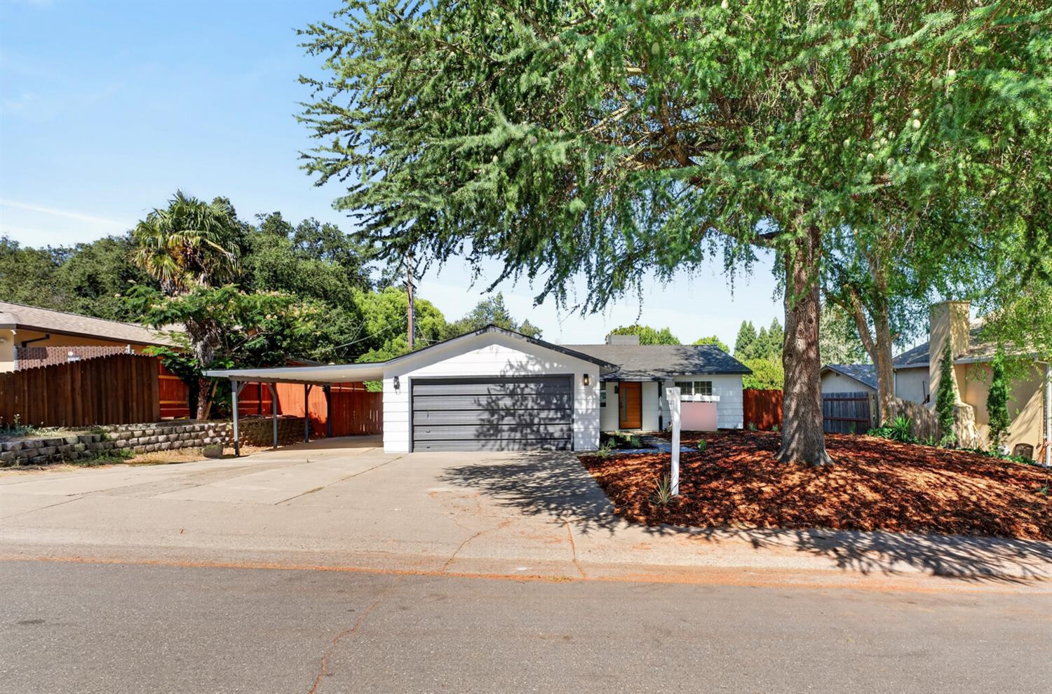 5407 Norway Drive — photo