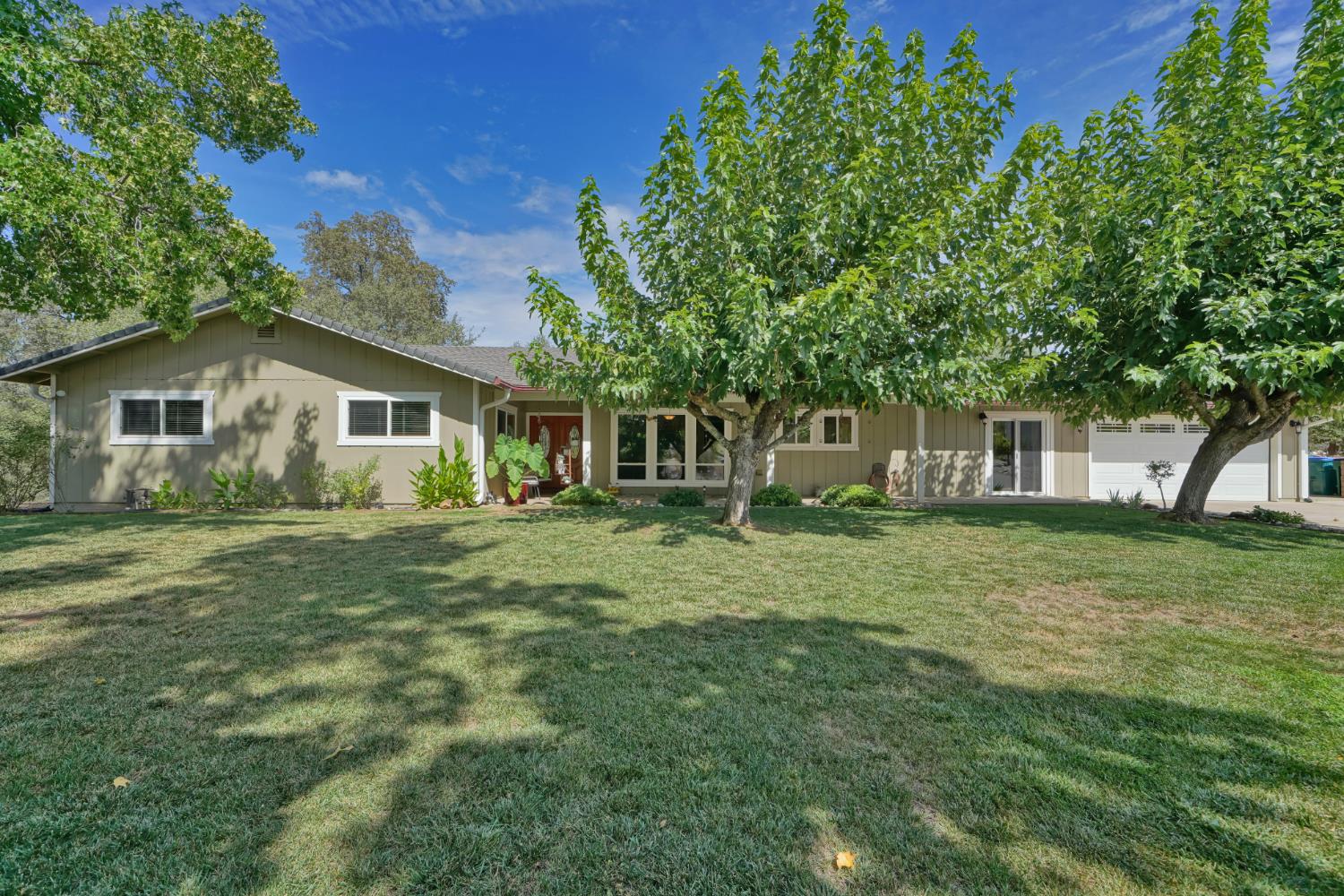 4581 Studebaker Road — photo