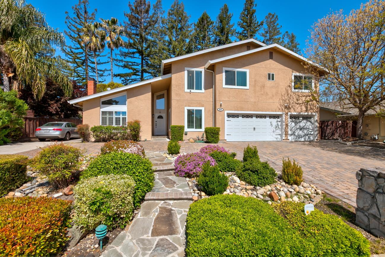 3047 Montevideo Drive — photo