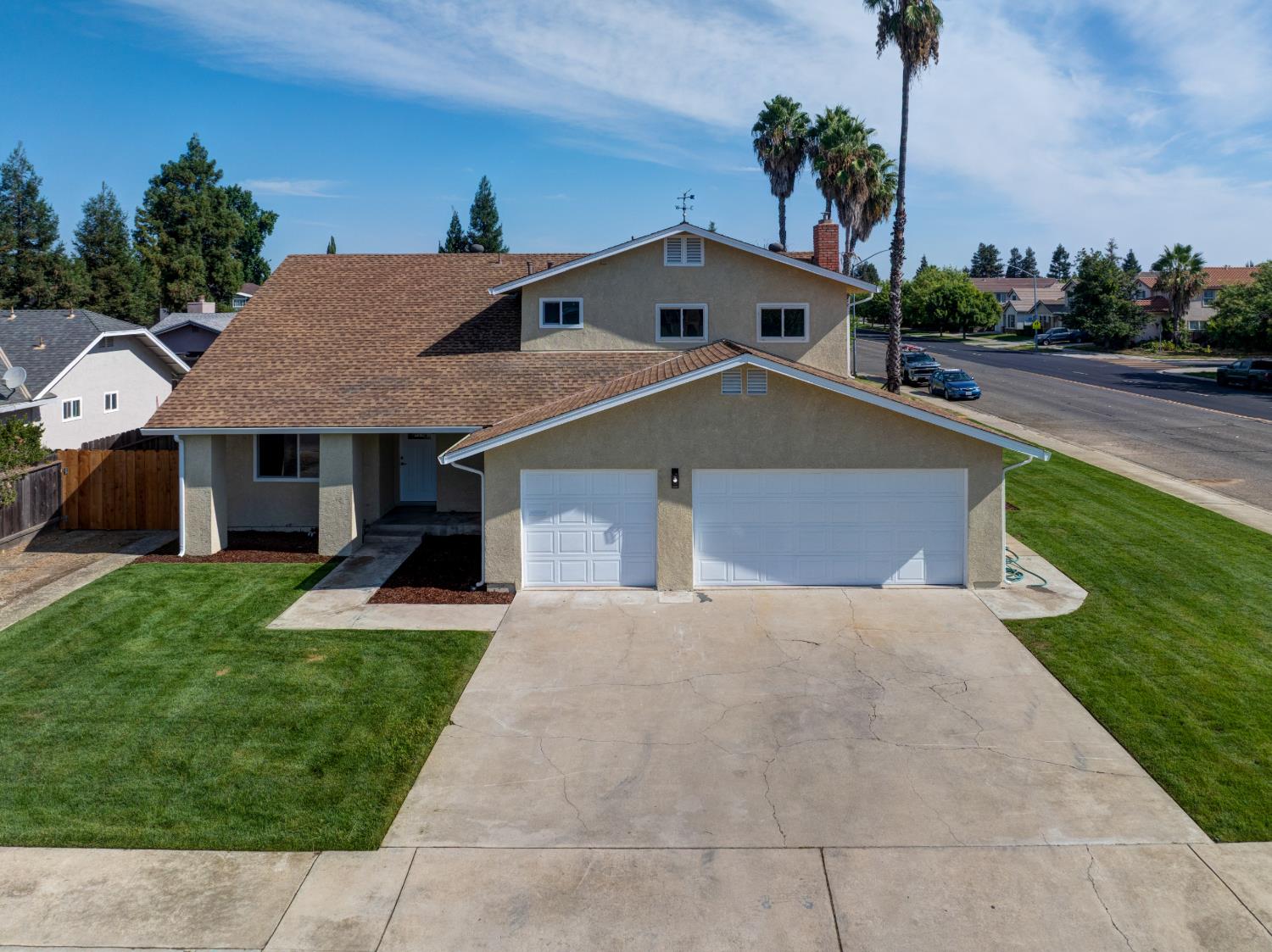 785 Fullerton Drive — photo
