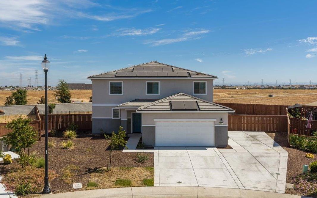 532 Friesian Court — photo