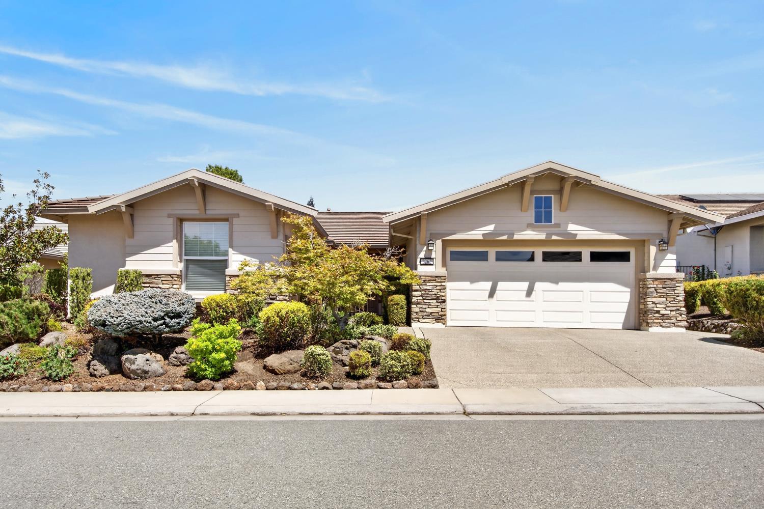 2262 Walden View Lane — photo