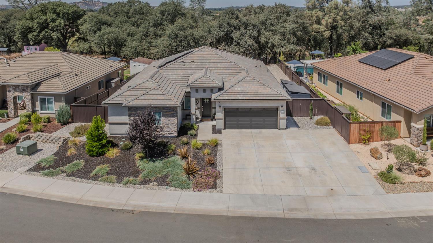809 Avalon Drive — photo