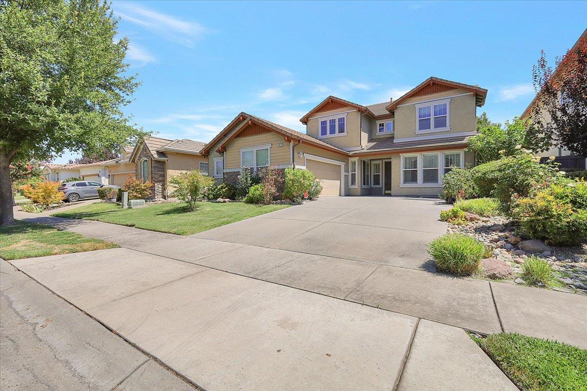 5018 Crest Drive — photo