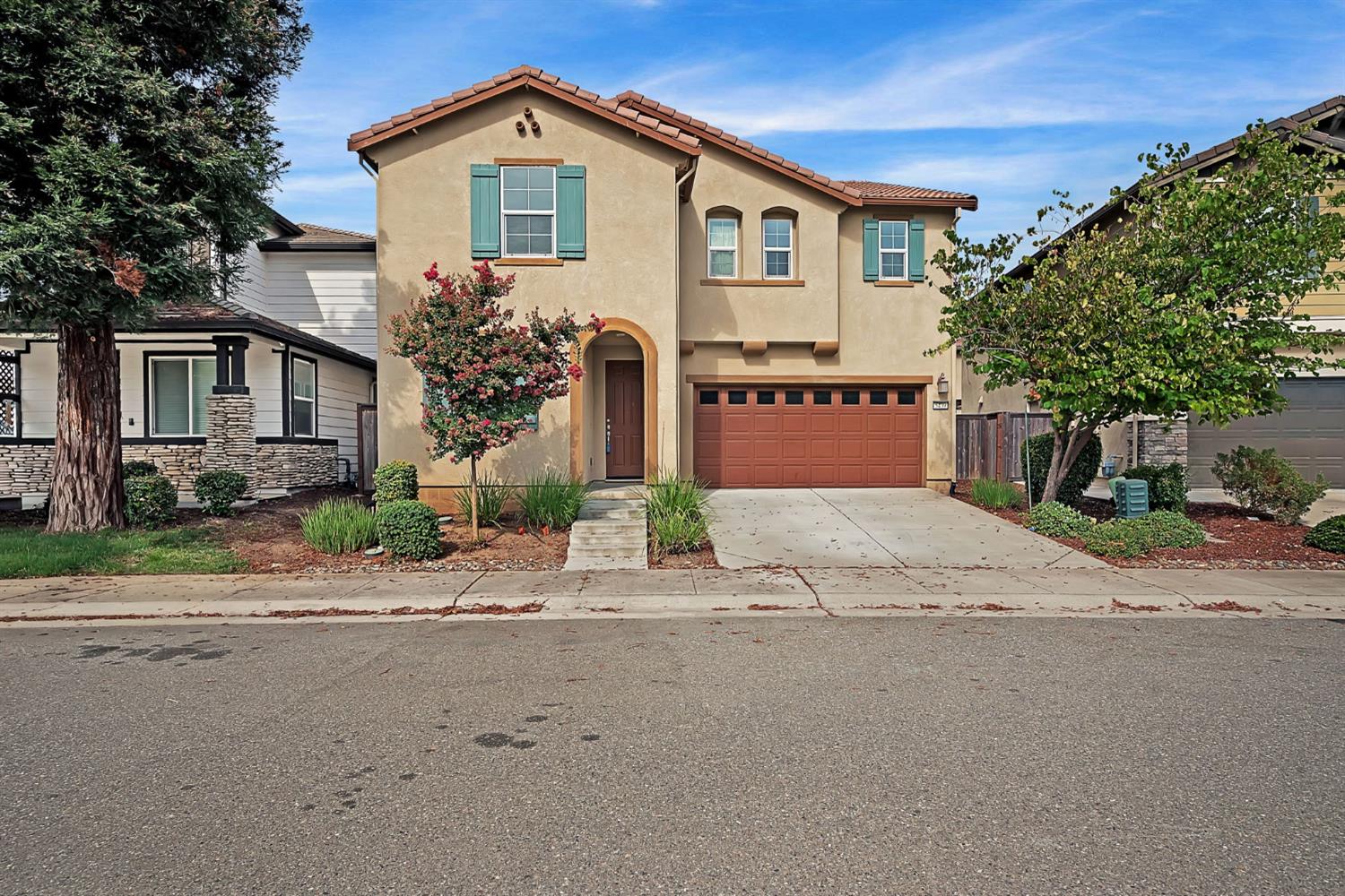 5439 Duck Walk Way — photo