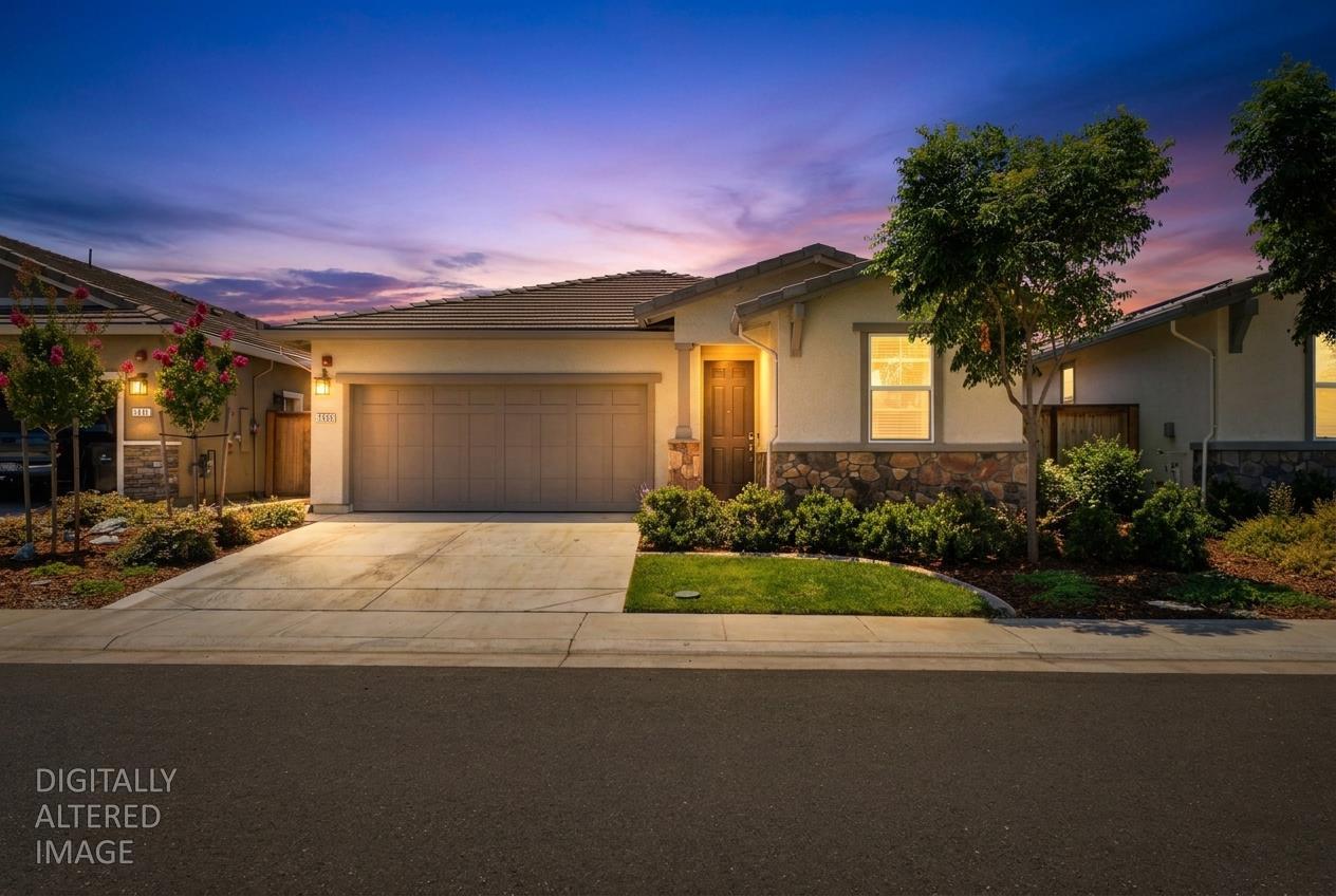 1399 Carson River Loop — photo