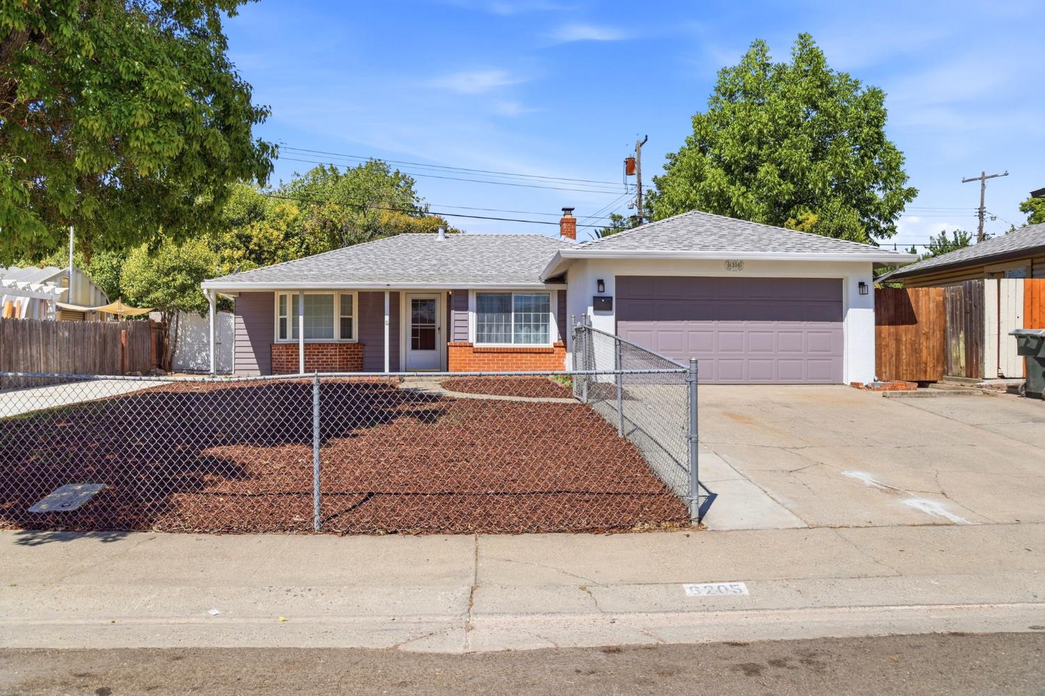 6205 Dundee Drive — photo
