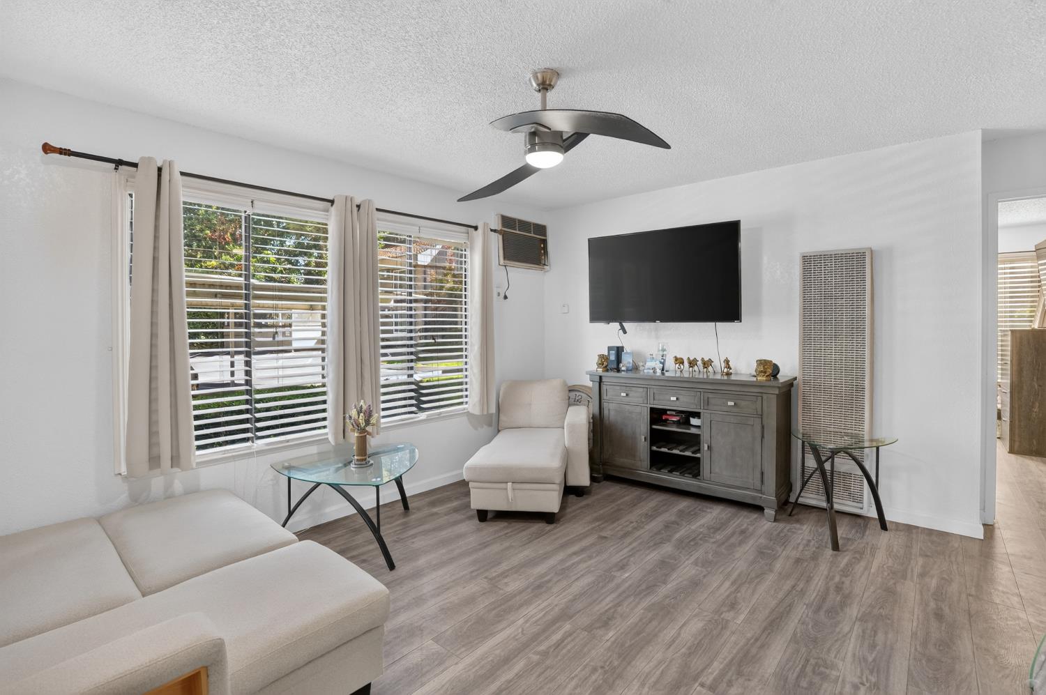6724 Plymouth Road 87 — photo