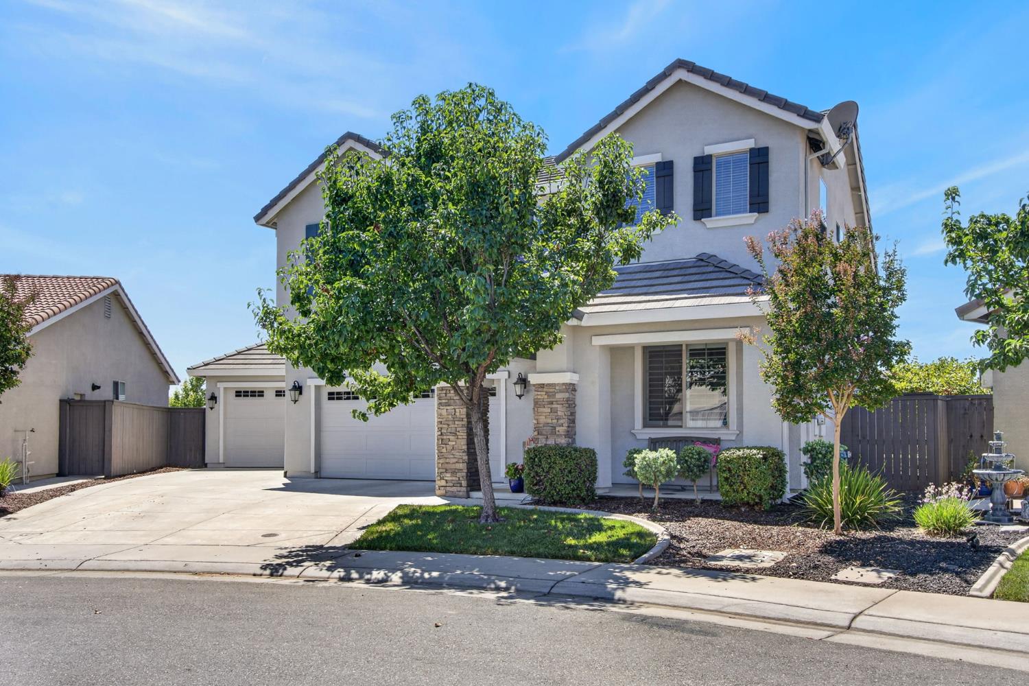 848 Stage Stop Loop, Rocklin, CA 95765 — photo 2