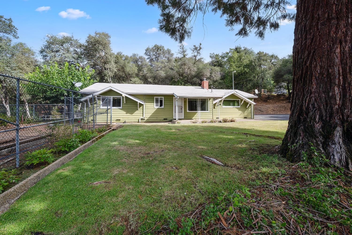 7349 Green Valley Road — photo