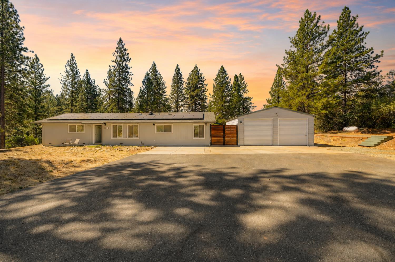 1528 Highland Drive — photo