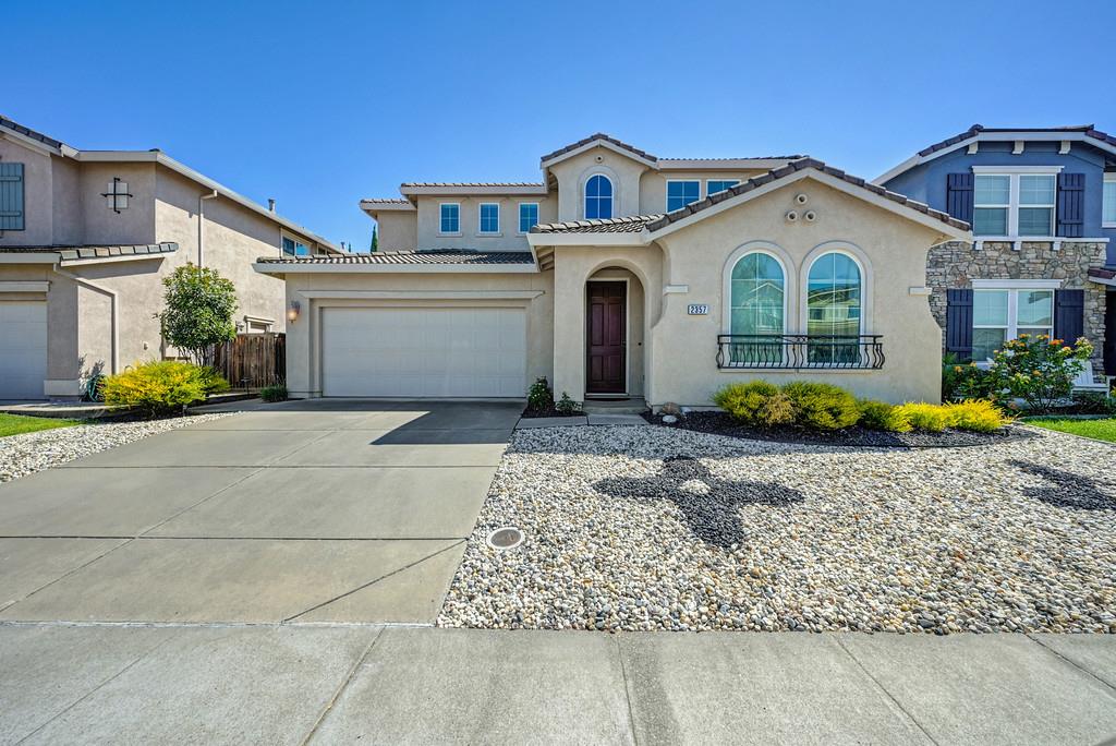 2357 Leighton Way — photo