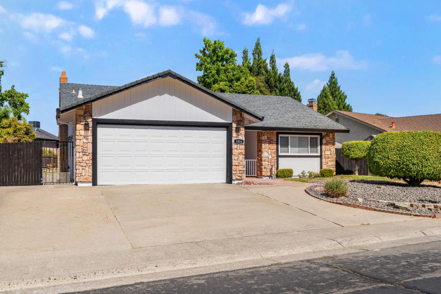 1416 Vista Creek Drive — photo