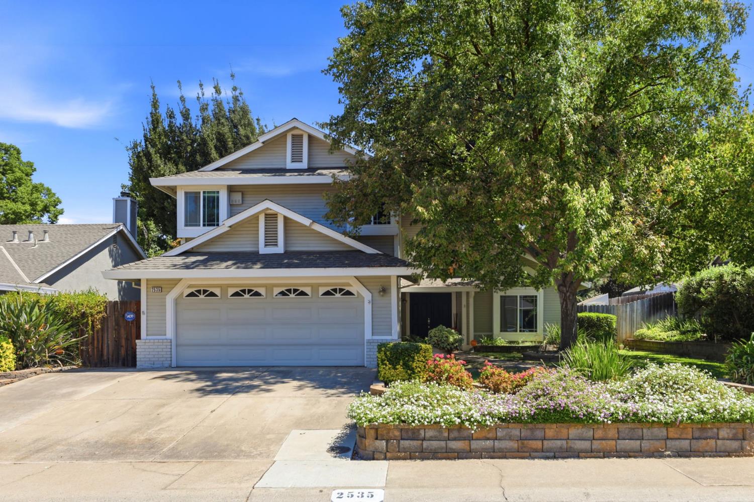 2535 Mossy Oaks Court — photo