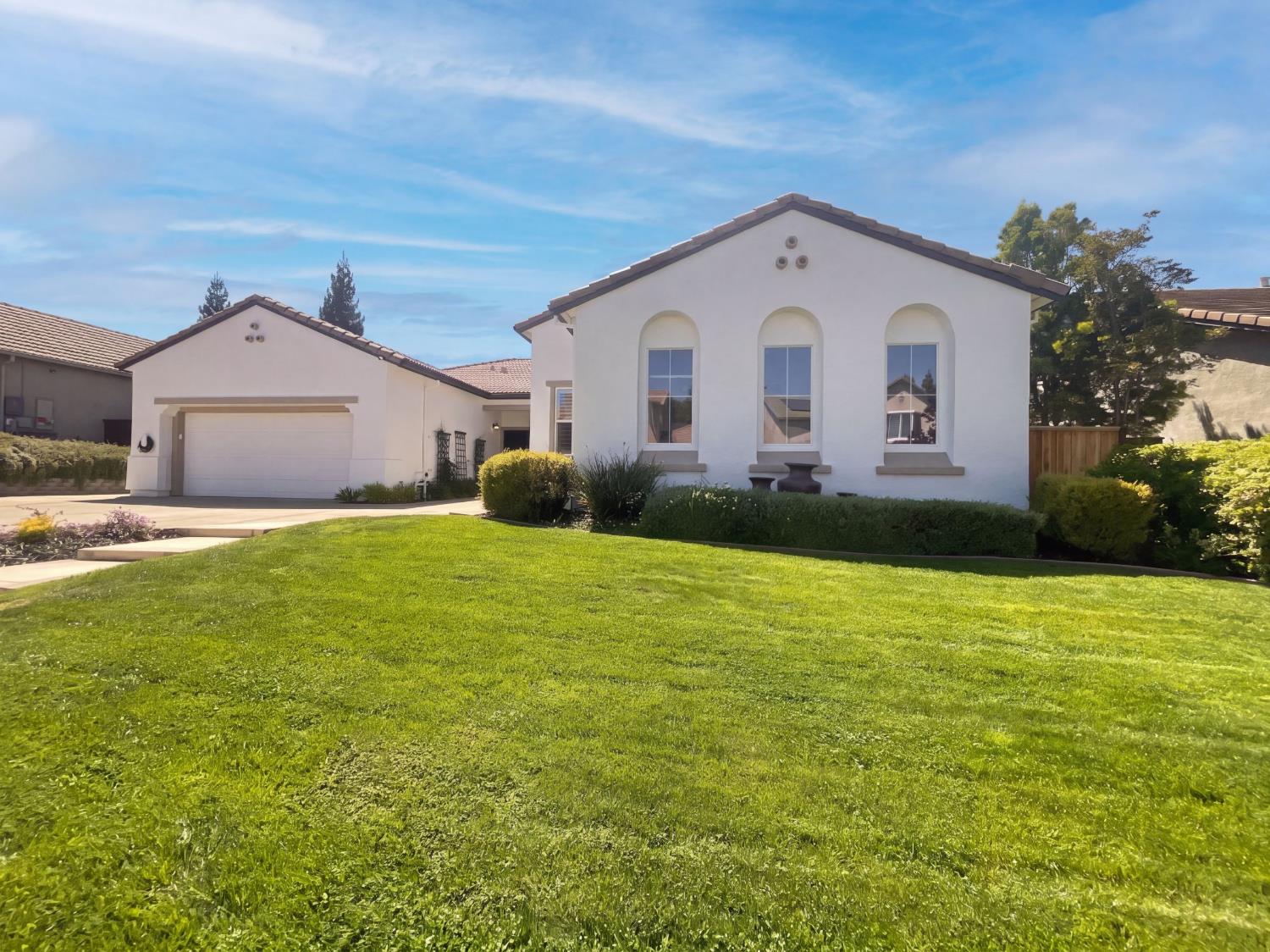6520 Nebula Court — photo