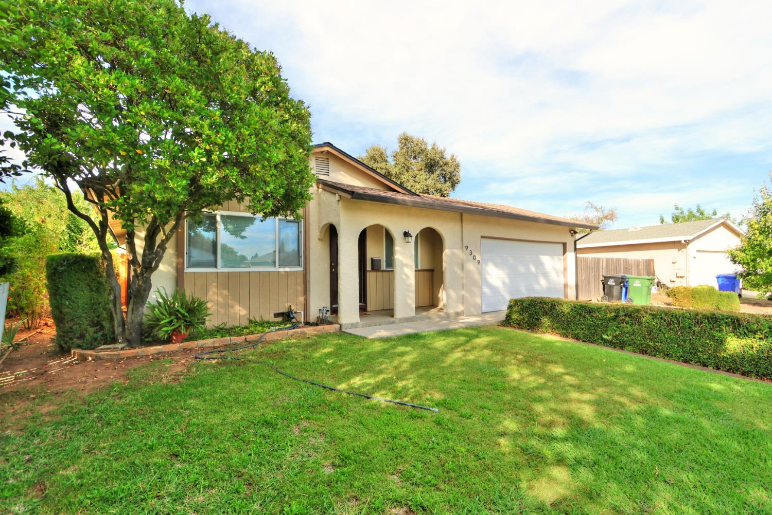 9309 Lujan Drive — photo