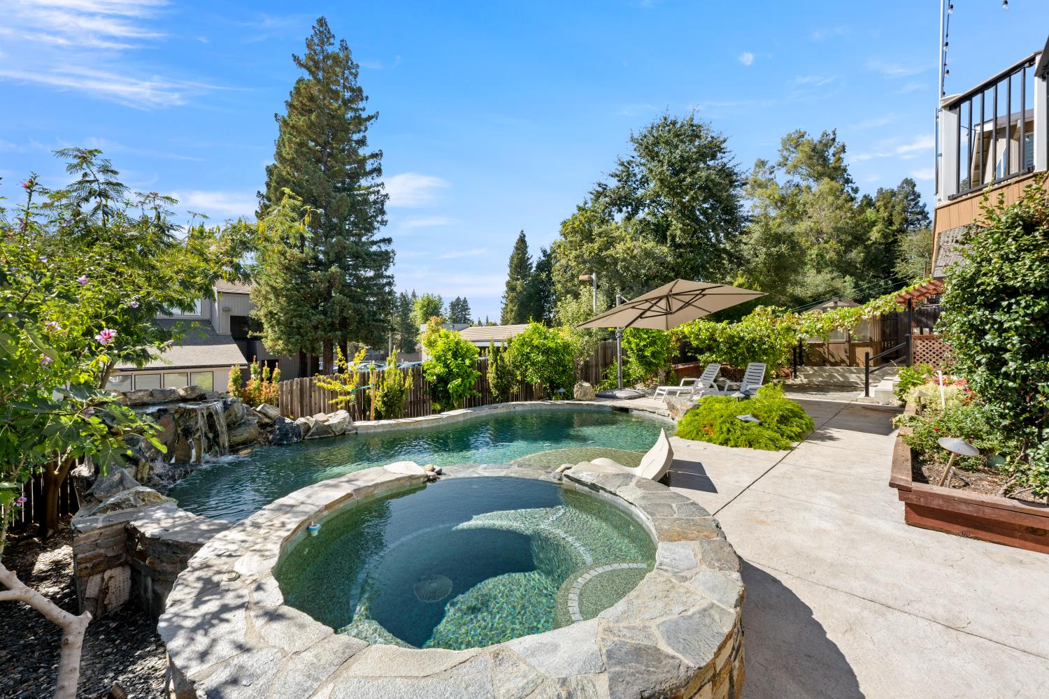 5121 Ridgevine Way — photo