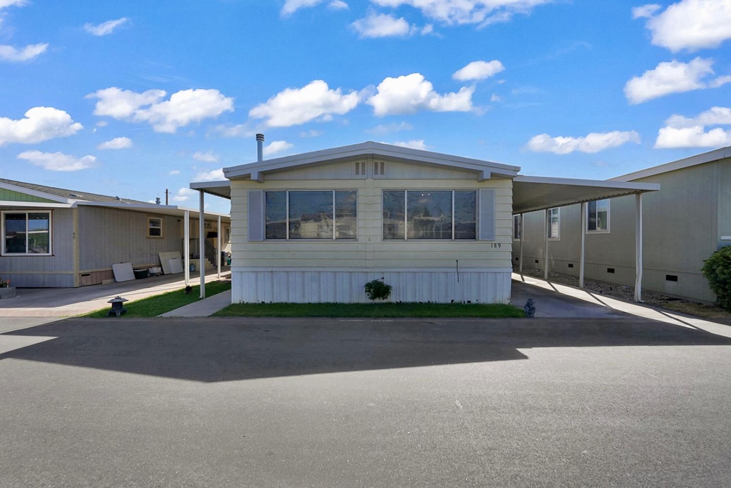 8200 Jantzen Rd 189 — photo
