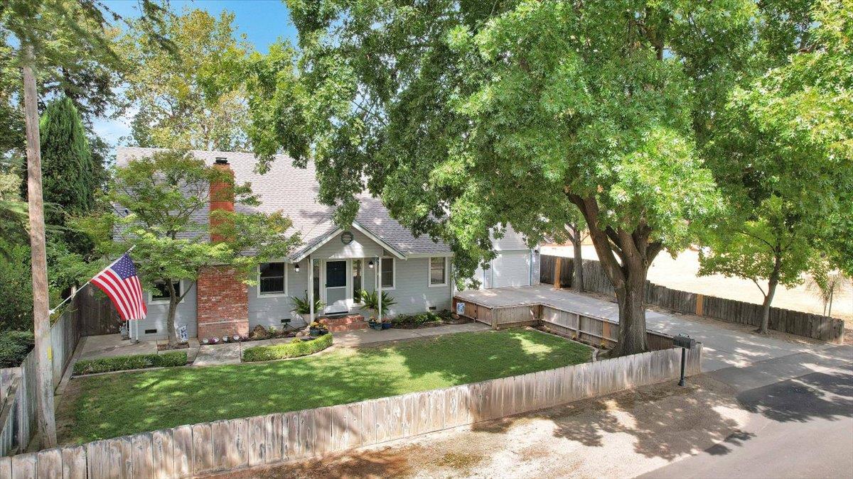 2728 Cedar Street — photo