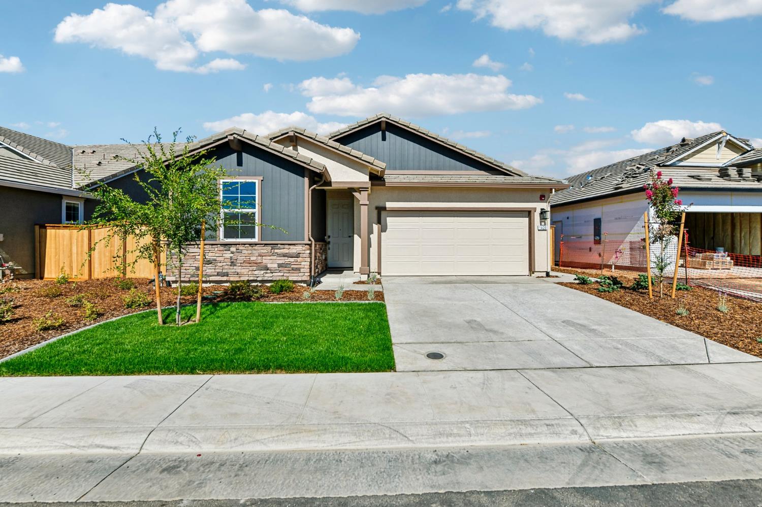 1420 Alpine Way — photo