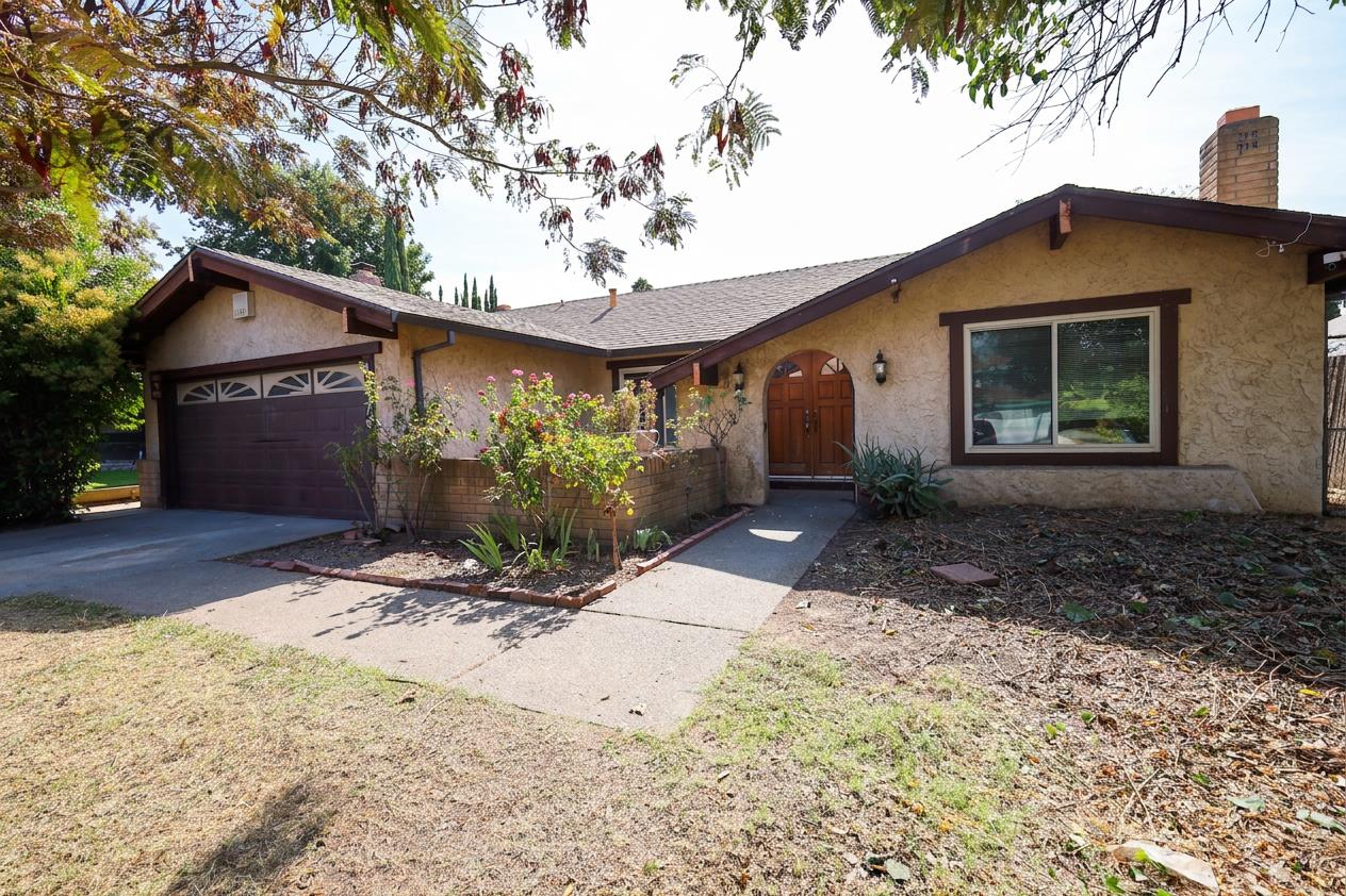 6316 Hillsdale Boulevard — photo