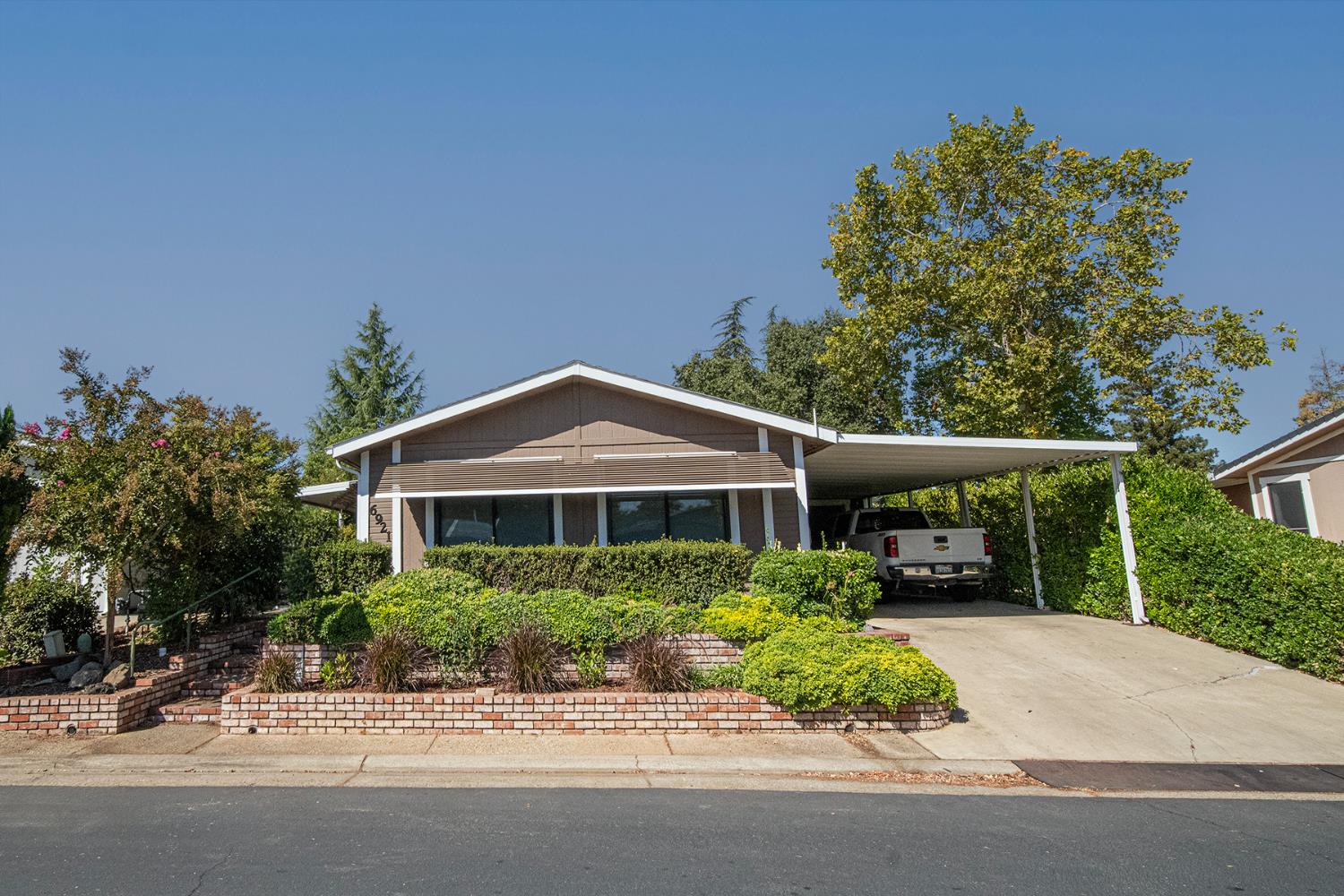 6921 Hidden Brook Lane — photo