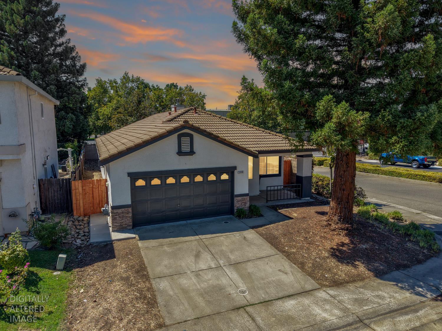 2358 Stone River Court — photo