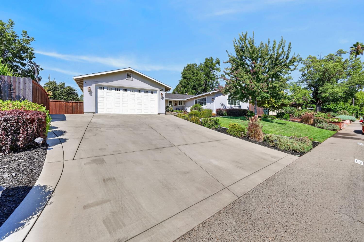 4337 Glenridge Drive — photo