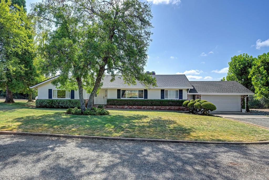 13924 Ridge Road — photo