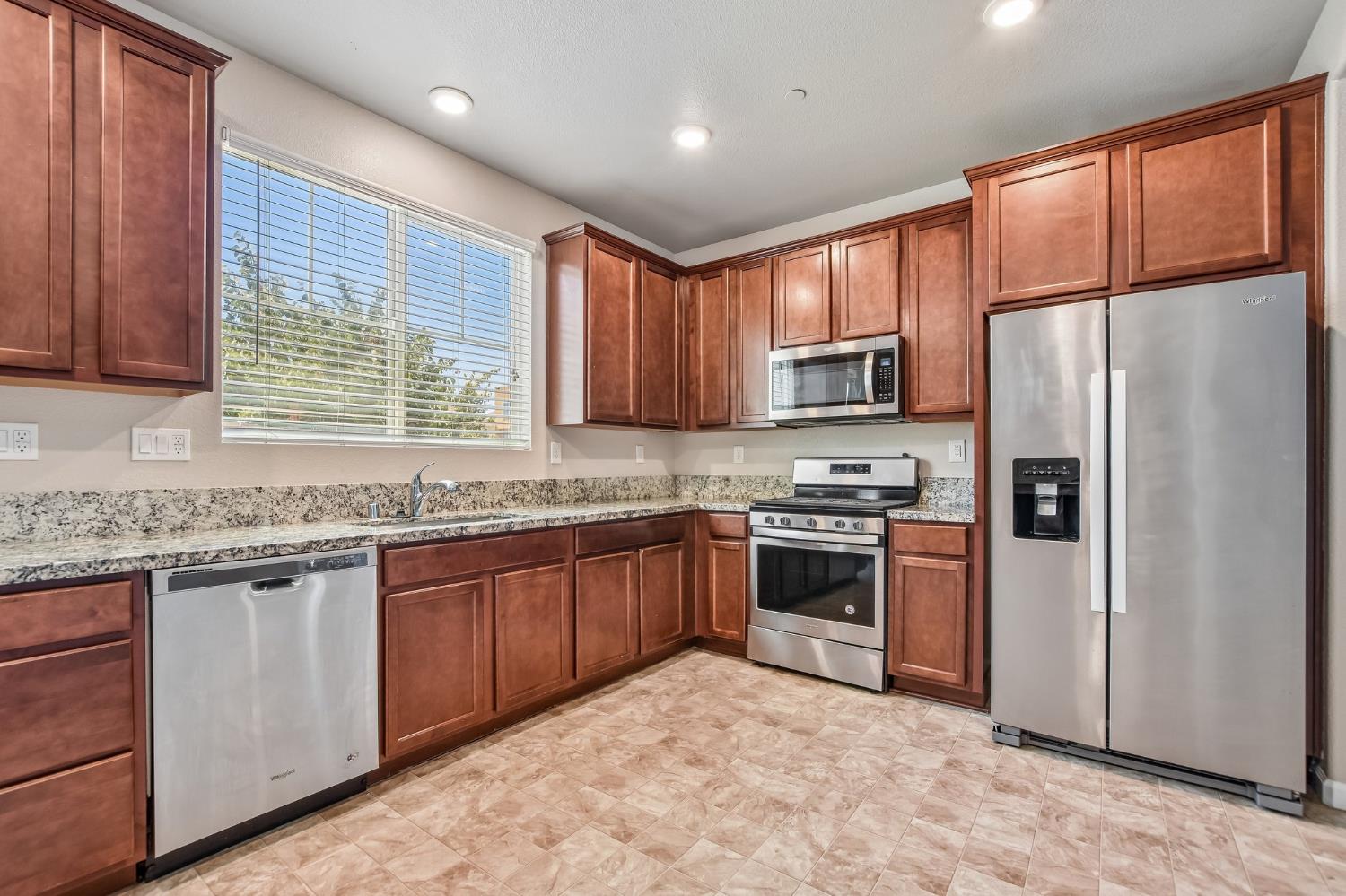 3750 Samuelson Way, Sacramento, CA 95834 — photo 2
